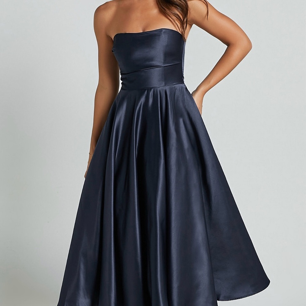Showpo Blue Strapless Pleated A-line Dress
